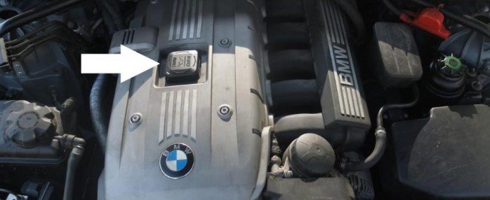 How to add oil if your BMW need