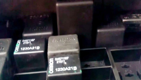 2006 Jeep Liberty Turn Signal Relay Location 4 How to find the Jeep Liberty Turn Signal Relay Location