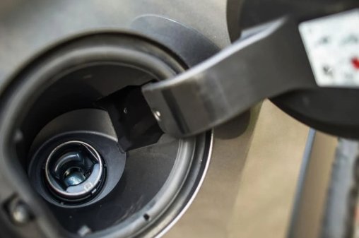 Checking the Fuel Fill Inlet of a Ford Explorer