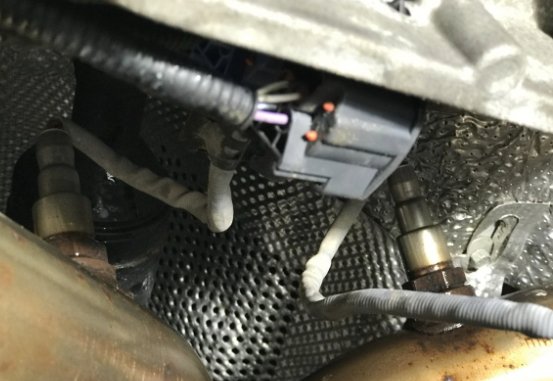How to Locate the HO2S Heater Control Circuit Bank 1 Sensor 2